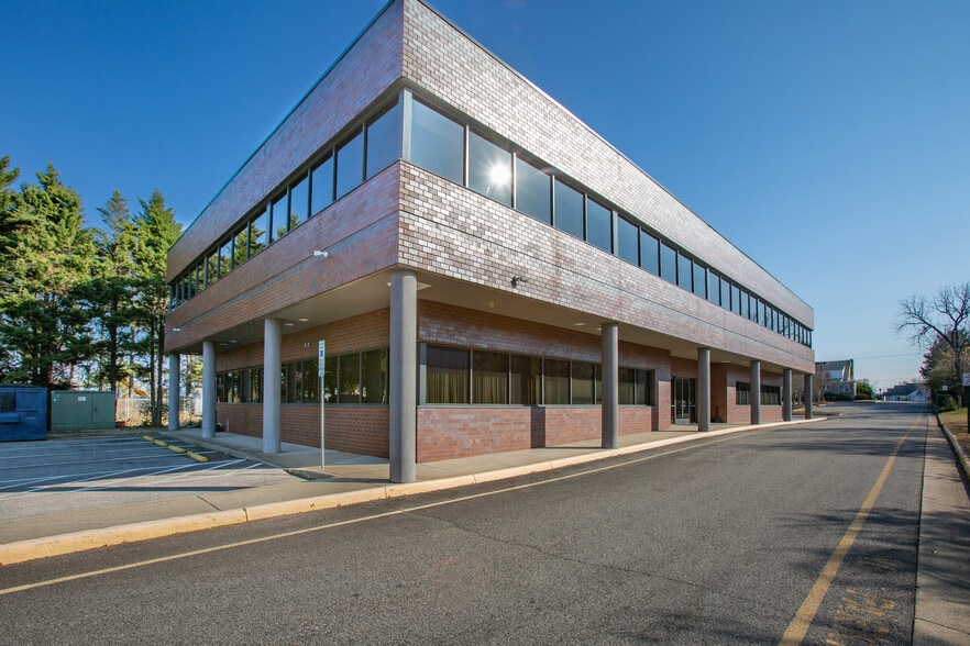 More Photos Of 4414 Lafayette Blvd, Fredericksburg Loft Creative Space For Lease