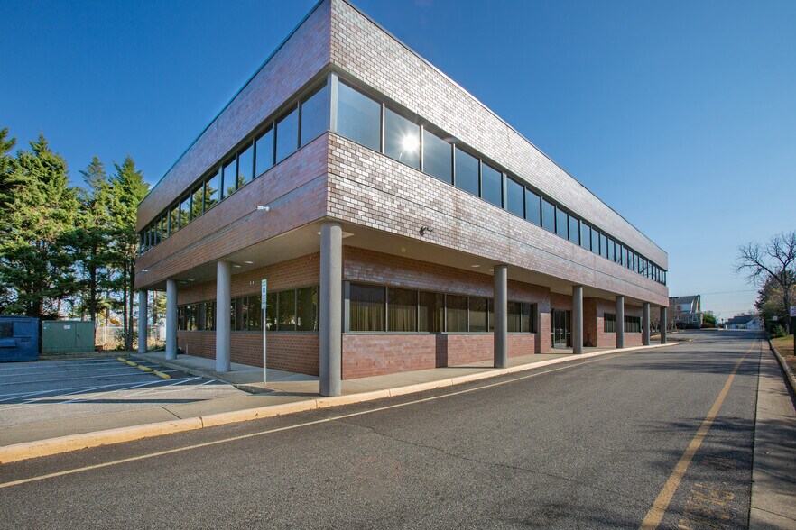 More Photos Of 4414 Lafayette Blvd, Fredericksburg Loft Creative Space For Lease