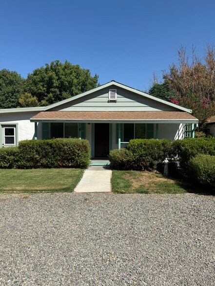 More Photos Of 102 Elliott St, Winters Apartments For Sale