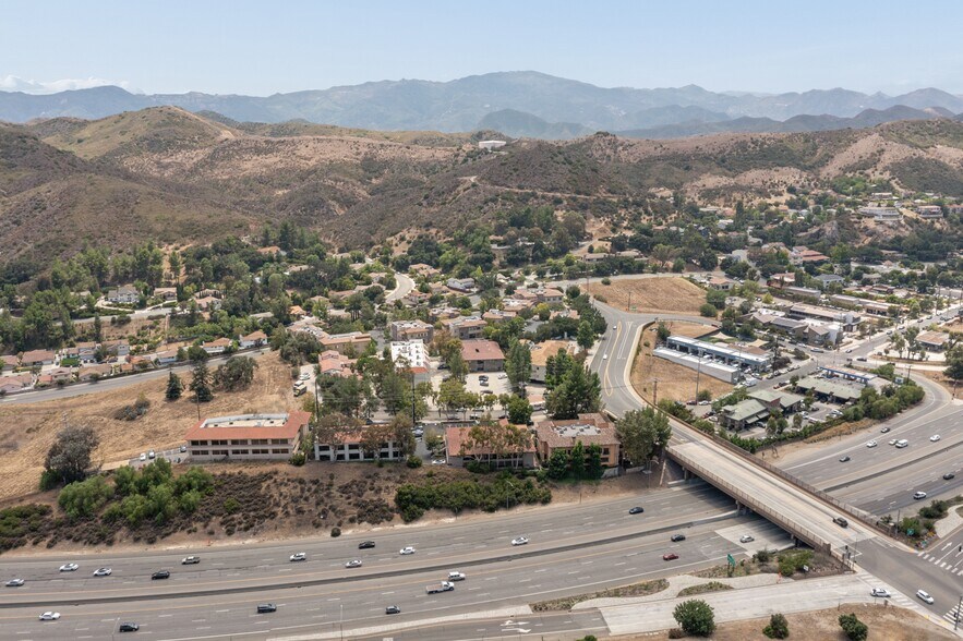 More Photos Of 28035 Dorothy Dr, Agoura Hills Office For Sale