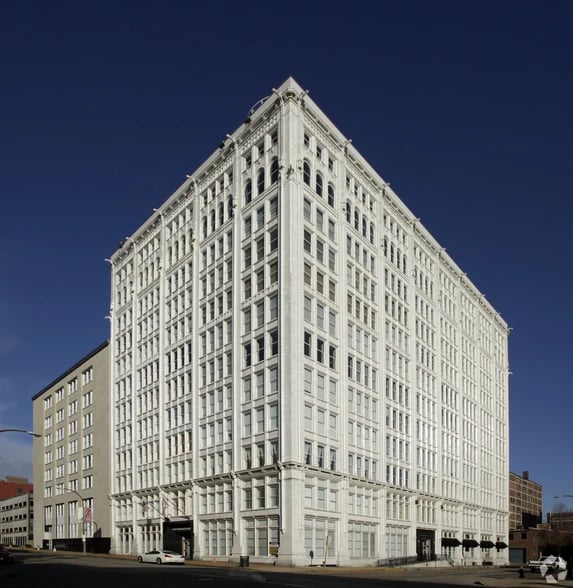 More Photos Of 1501 Locust St, Saint Louis Apartments For Sale