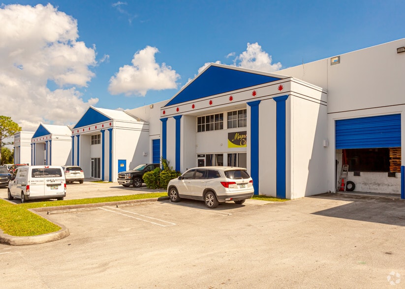 More Photos Of 13450-13464 SW 131st St, Miami Light Distribution For Lease