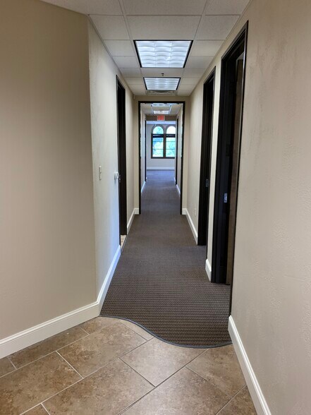 More Photos Of 401 Ranch Road 620 S, Lakeway Medical For Sale