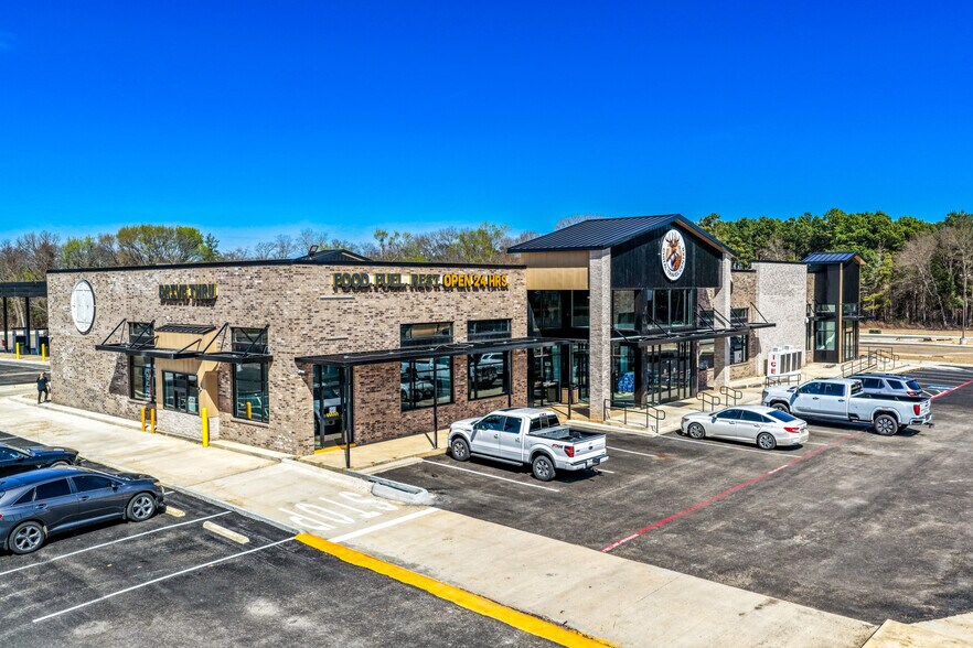 More Photos Of 24782 Interstate 20 W, Lindale General Retail For Lease