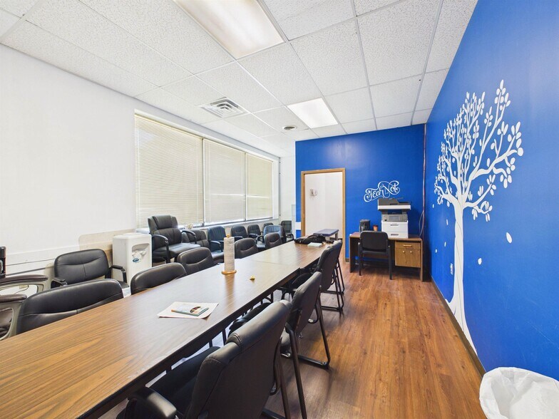 More Photos Of 209-213 Marion Pike, Coal Grove Medical For Sale