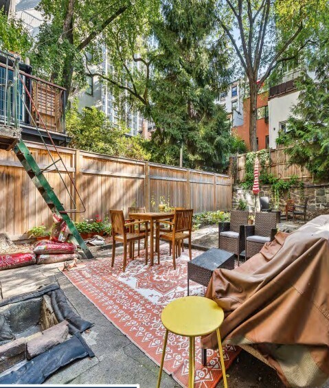 More Photos Of 121 Henry St, Brooklyn Apartments For Sale