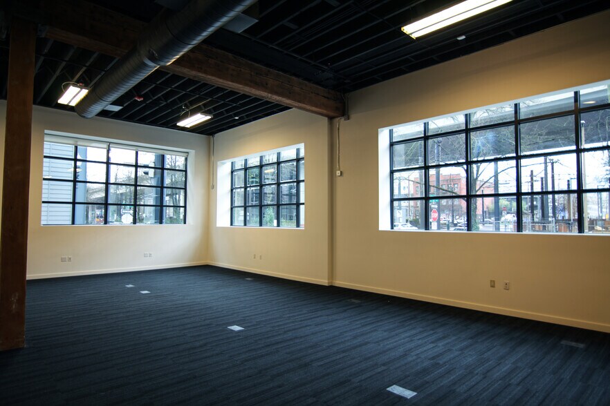 More Photos Of 1435 NW Northrup St, Portland Office For Lease
