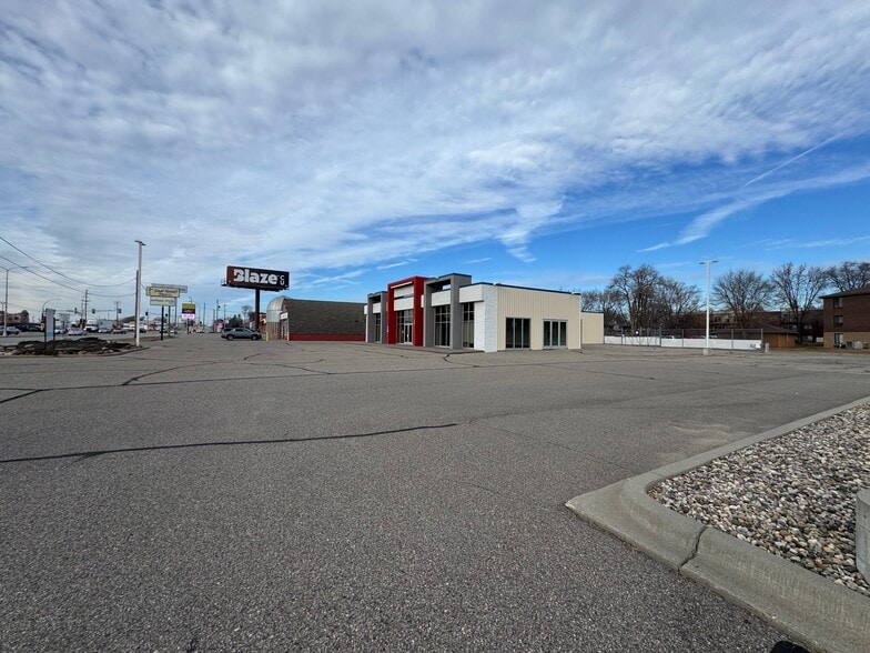 More Photos Of 125 Division St, Waite Park Auto Dealership For Sale