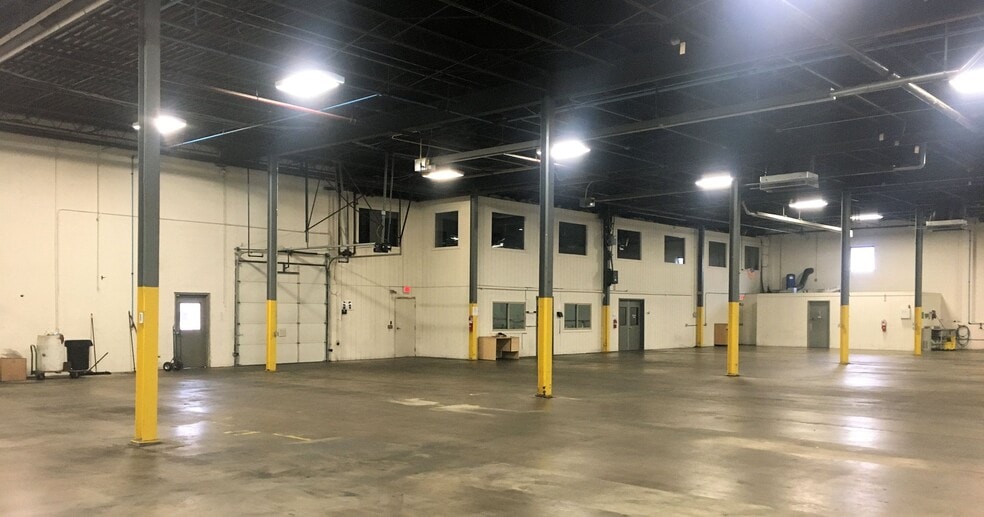 More Photos Of 3900 Paxton St, Harrisburg Light Manufacturing For Sale