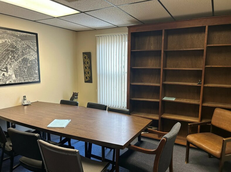 More Photos Of 76 Millbury St, Worcester Freestanding For Sale