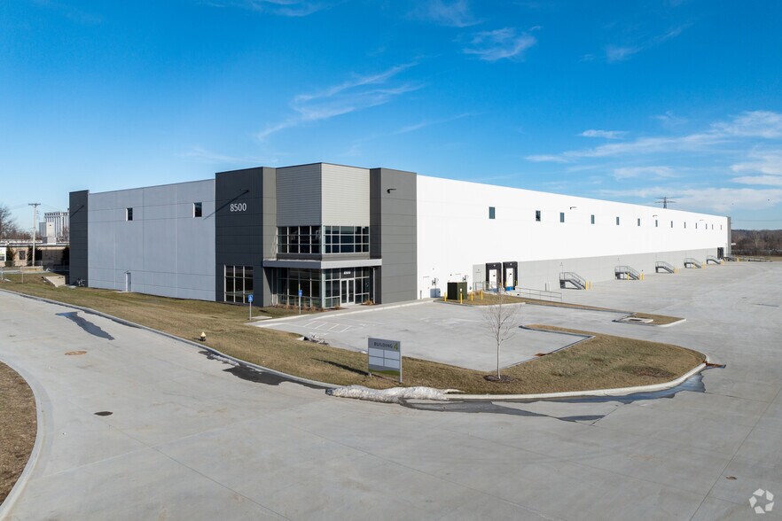 More Photos Of 8500 Reilly Ave, Saint Louis Warehouse For Lease