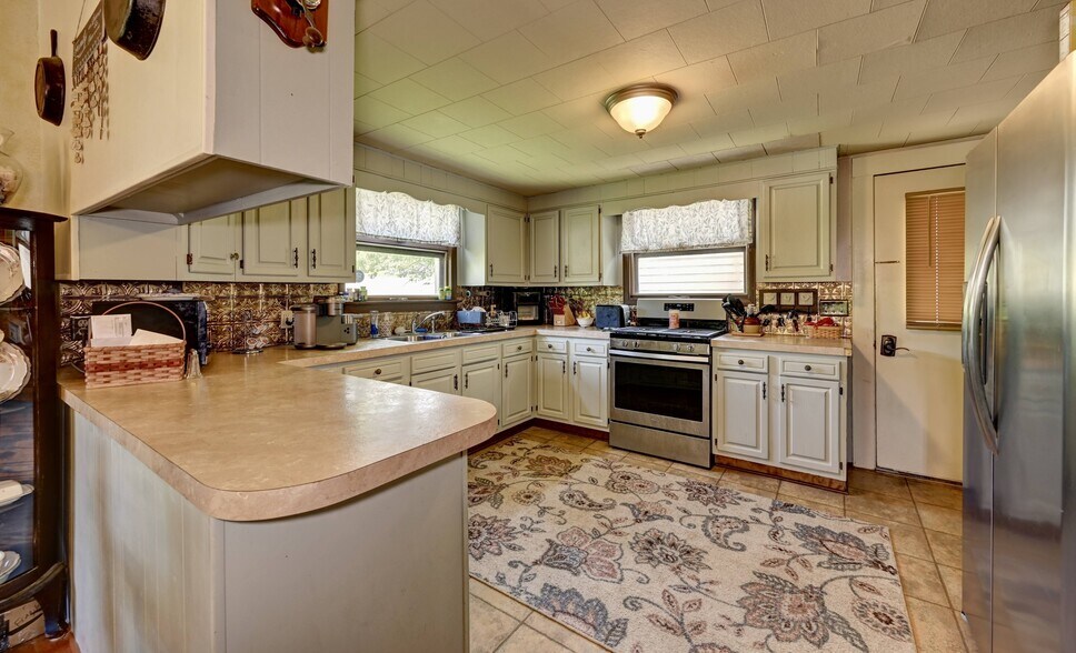 More Photos Of 6838 County Road 203, Millersburg Hospitality For Sale