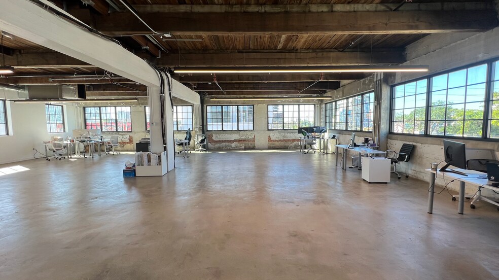 More Photos Of 2509 N Miami Ave, Miami Loft Creative Space For Lease