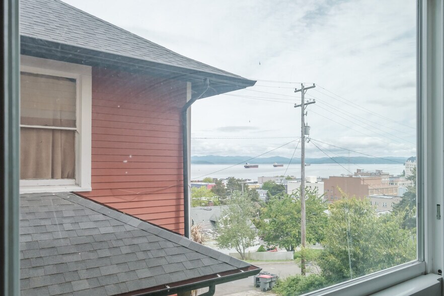 More Photos Of 640 8th St, Astoria Apartments For Sale