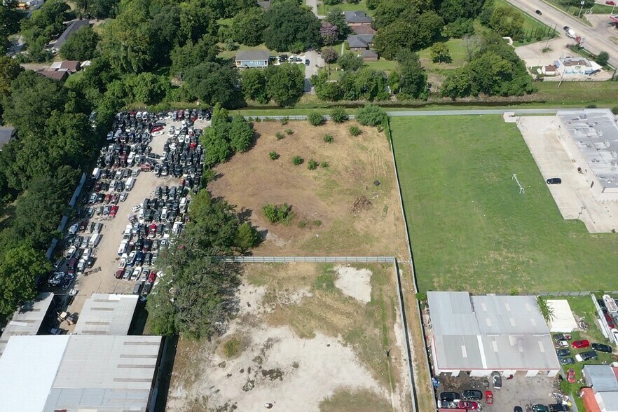 More Photos Of 7301 N Shepherd Dr, Houston Land For Lease