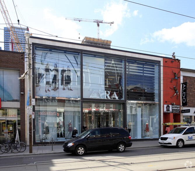 Primary Photo Of 341 Queen St W, Toronto Storefront For Lease