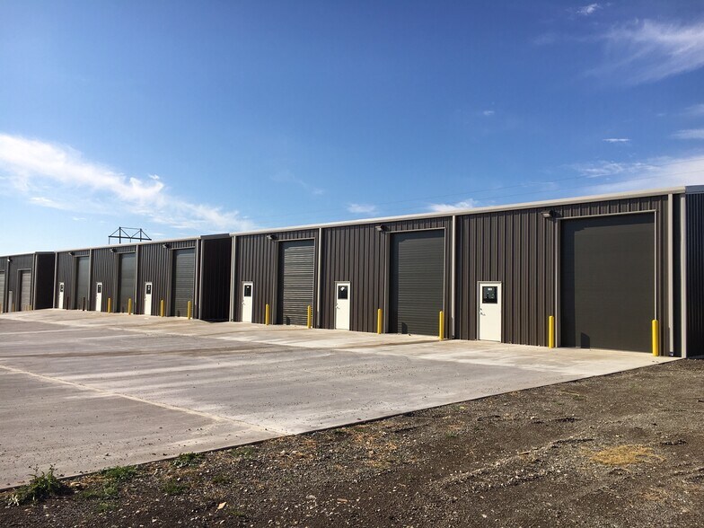 More Photos Of 14430 Fm 718, Fort Worth Warehouse For Lease