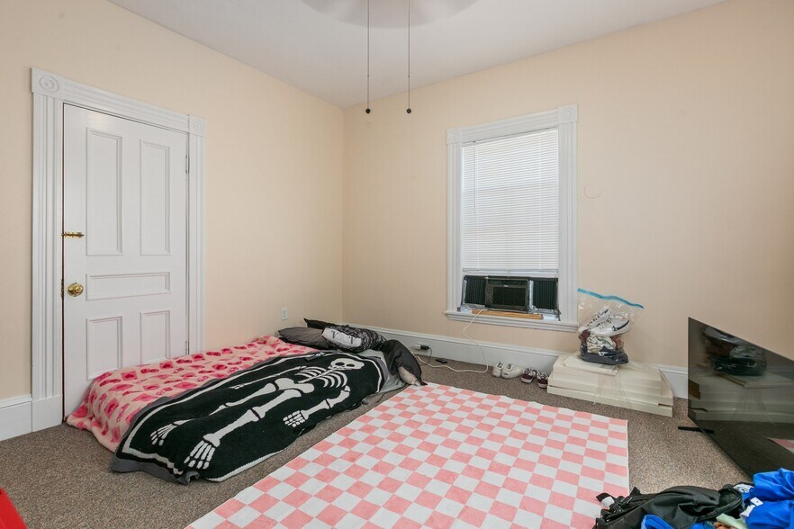 More Photos Of 23 Poplar St, Danvers Multifamily For Sale