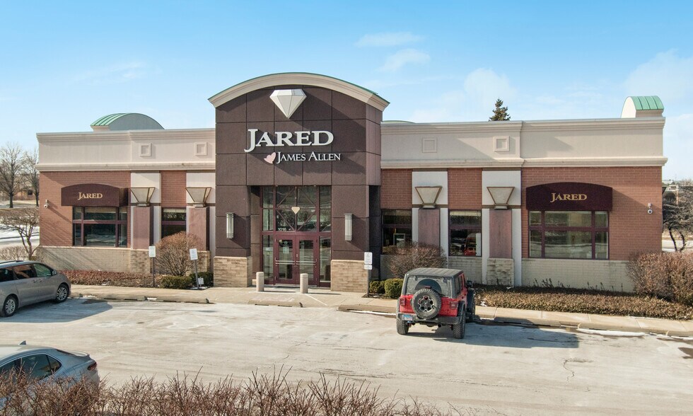 More Photos Of 1016 N Route 59, Aurora Freestanding For Sale