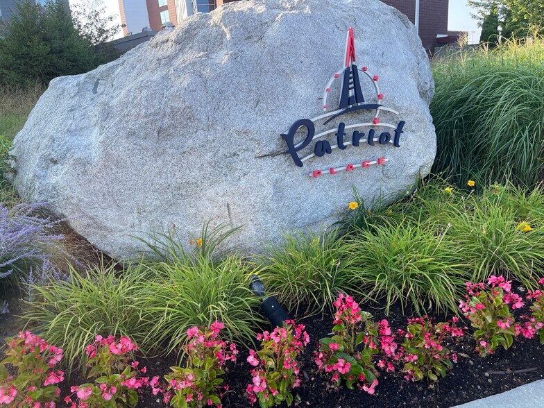 More Photos Of 26 Patriot Pl, Foxborough Office For Lease