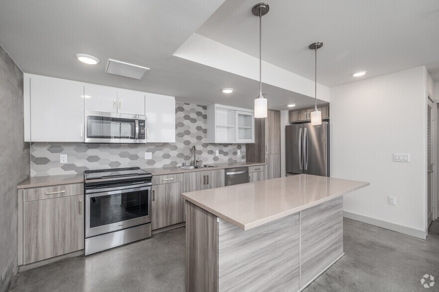 More Photos Of 899 Traction Ave, Los Angeles Apartments For Lease