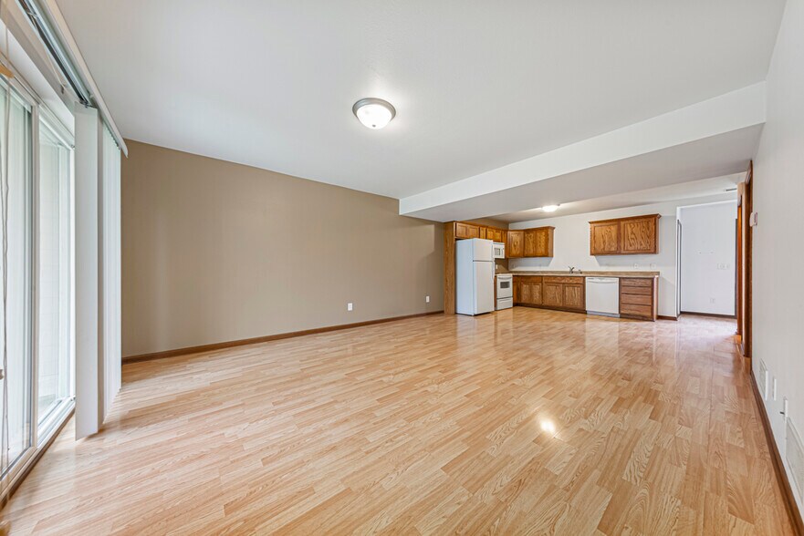 More Photos Of 665 El Dorado Ln SE, Owatonna Multifamily For Sale