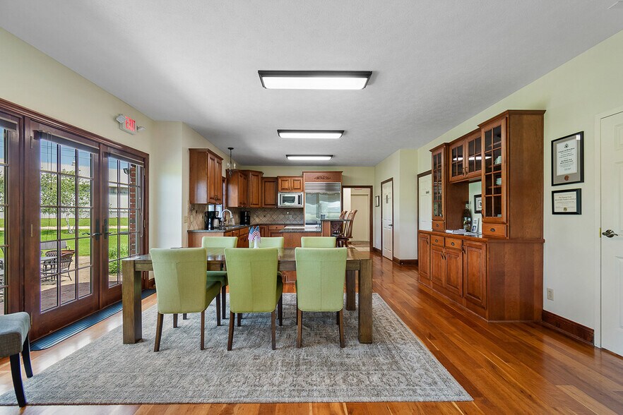More Photos Of 5495 Meese Rd NE, Louisville Sports And Entertainment For Sale