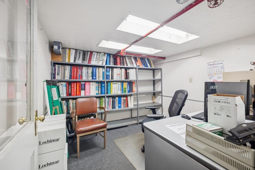 More Photos Of 120 E Main St, Oklahoma City Freestanding For Sale