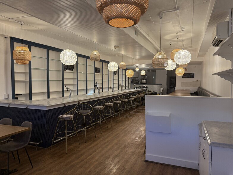 More Photos Of 633 Pennsylvania Ave SE, Washington Restaurant For Lease
