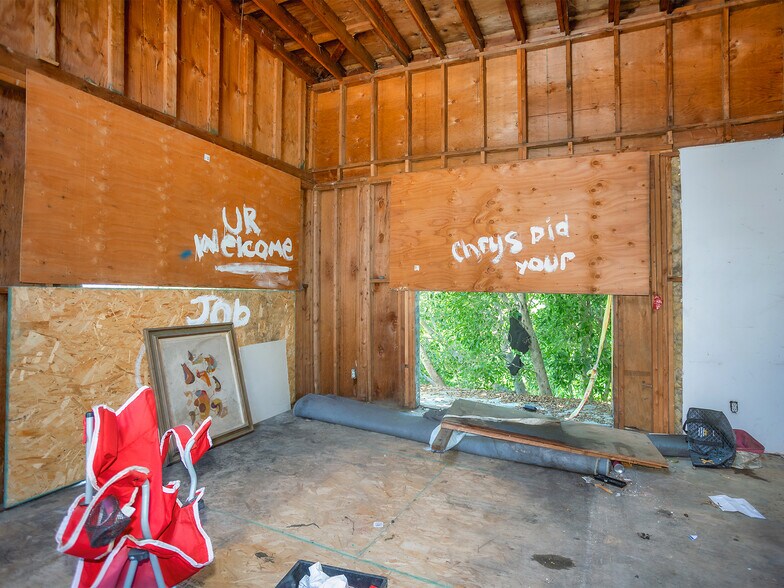 More Photos Of 4463 Bellflower Ave, West Toluca Lake Apartments For Sale