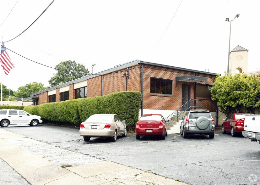 More Photos Of 1568 Union Ave, Memphis Office For Sale