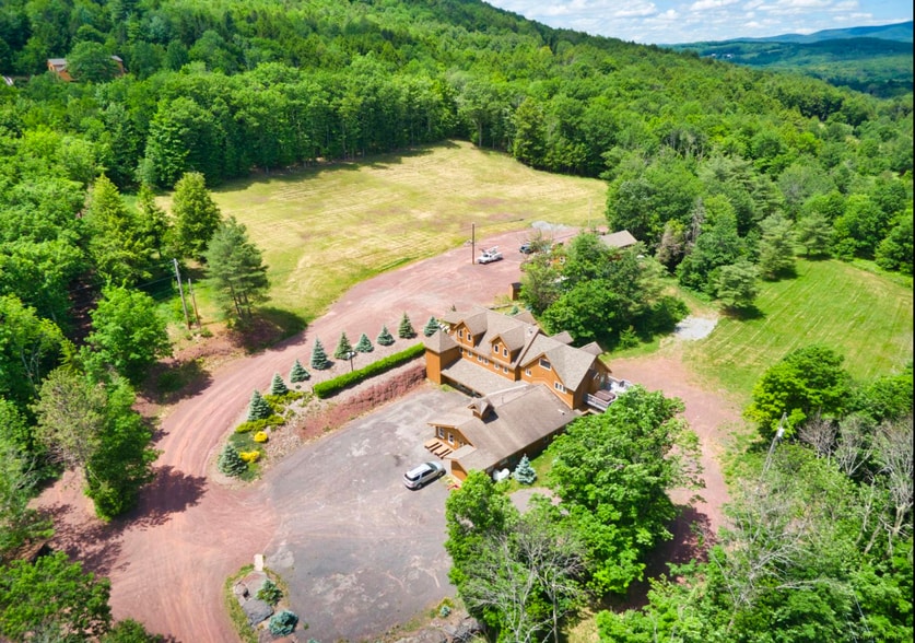 More Photos Of 218 NY-296, Windham Hotel For Sale