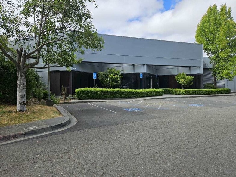 More Photos Of 481 Aaron St, Cotati Warehouse For Lease