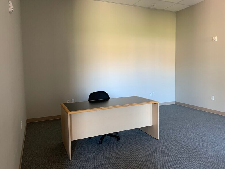 More Photos Of 3201 Cross Timbers Rd, Flower Mound Office For Lease