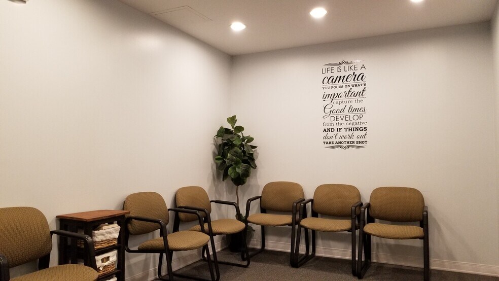 More Photos Of 450 Central Ave, Lancaster Medical For Lease