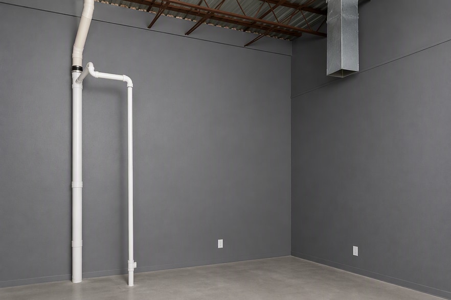 More Photos Of 2429-2458 Walnut Ridge St, Dallas Light Manufacturing For Lease