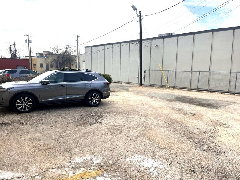 More Photos Of 109 N Chadbourne St, San Angelo General Retail For Sale