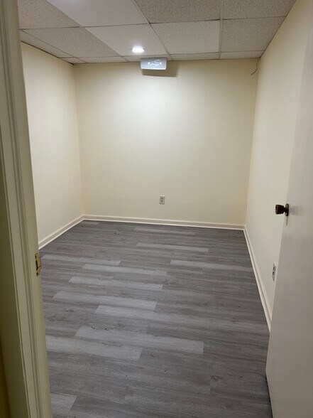 More Photos Of 126 Old Ridgefield Rd, Wilton Medical For Lease