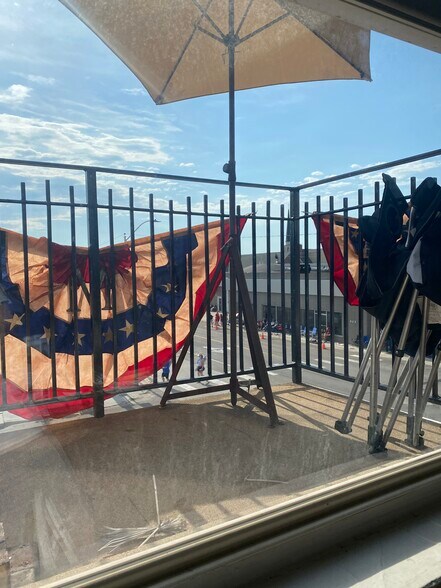 More Photos Of 128 S 5th St, Norfolk Apartments For Sale