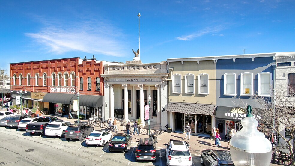 More Photos Of 110 N Tennessee St, McKinney Storefront Retail Office For Lease