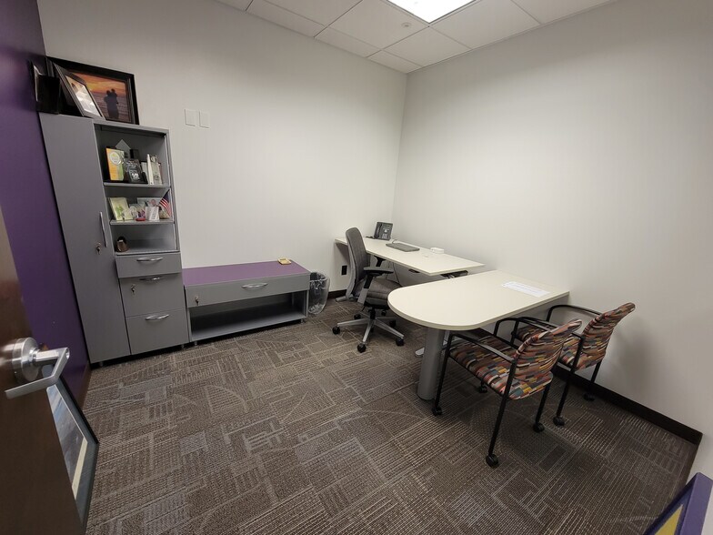 More Photos Of 5120 S Solberg Ave, Sioux Falls Office For Sale