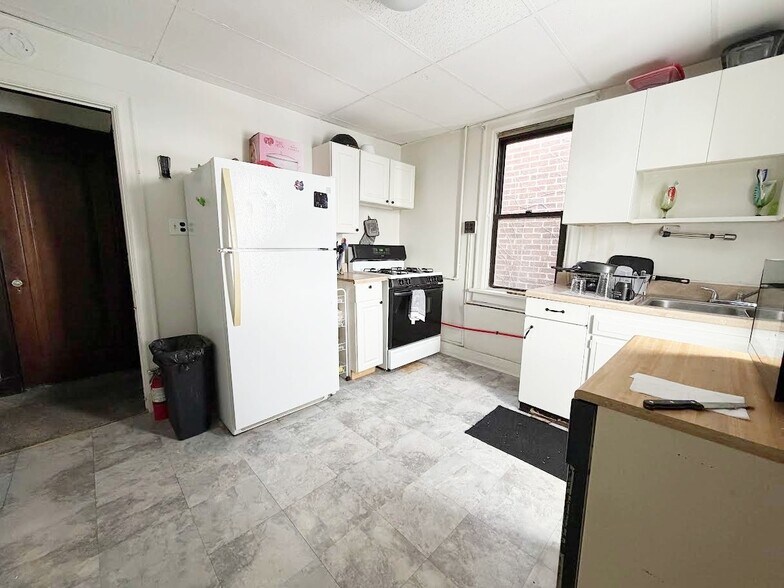 More Photos Of 342 Center Ave, Pittsburgh Storefront Retail Residential For Sale