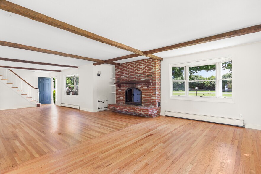 More Photos Of 3093 US Highway 9, Valatie Apartments For Sale