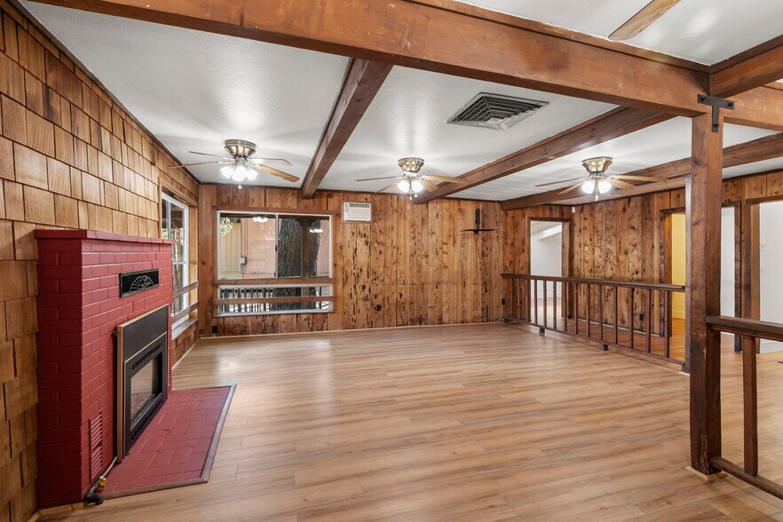 More Photos Of 961 Hwy 4, Arnold Flex For Sale