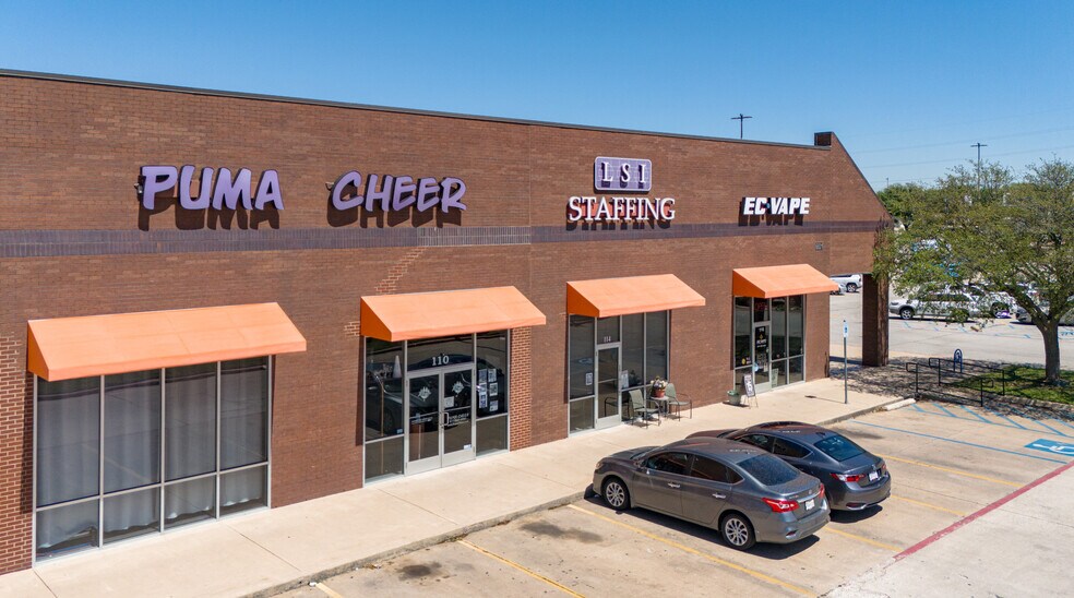 More Photos Of 6601 Watauga Rd, Watauga Unknown For Lease