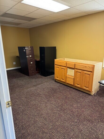 More Photos Of 1721 E Ridgewood Rd, Jasper General Retail For Lease