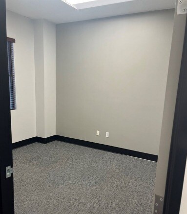 More Photos Of 3940 S Alma School Rd, Chandler Office For Lease