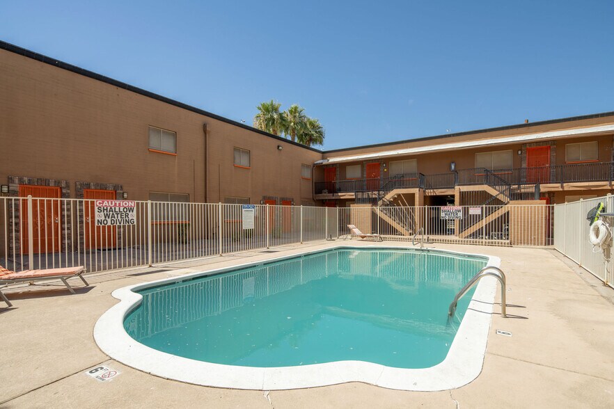 More Photos Of 1503 W Missouri Ave, Phoenix Apartments For Sale
