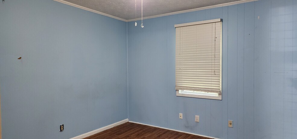 More Photos Of 205 Glenview Ter, Winder Multifamily For Sale