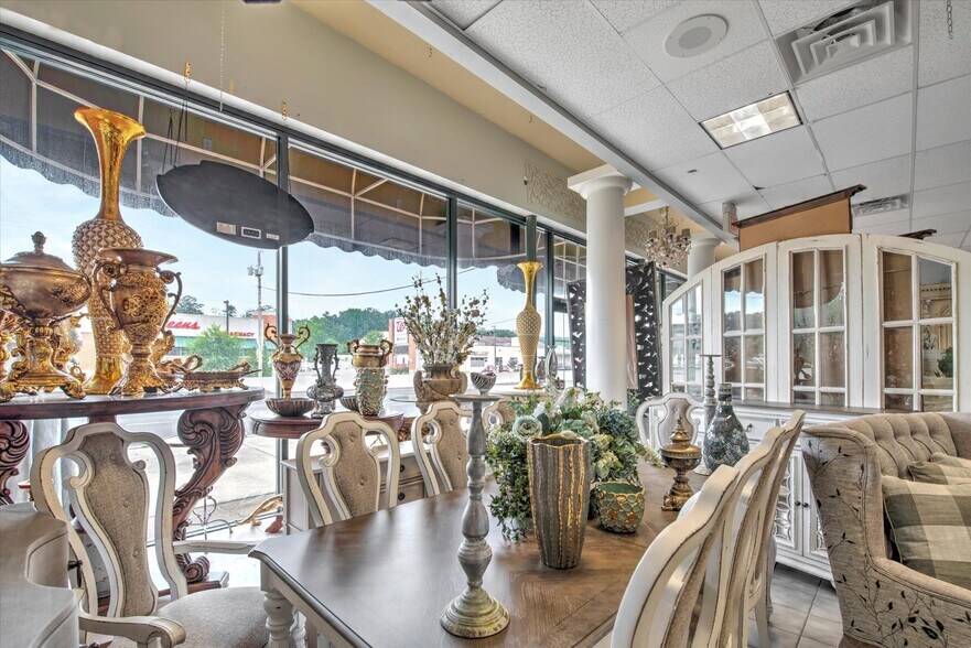 More Photos Of 1035 US Highway 9, Howell Storefront Retail Office For Lease